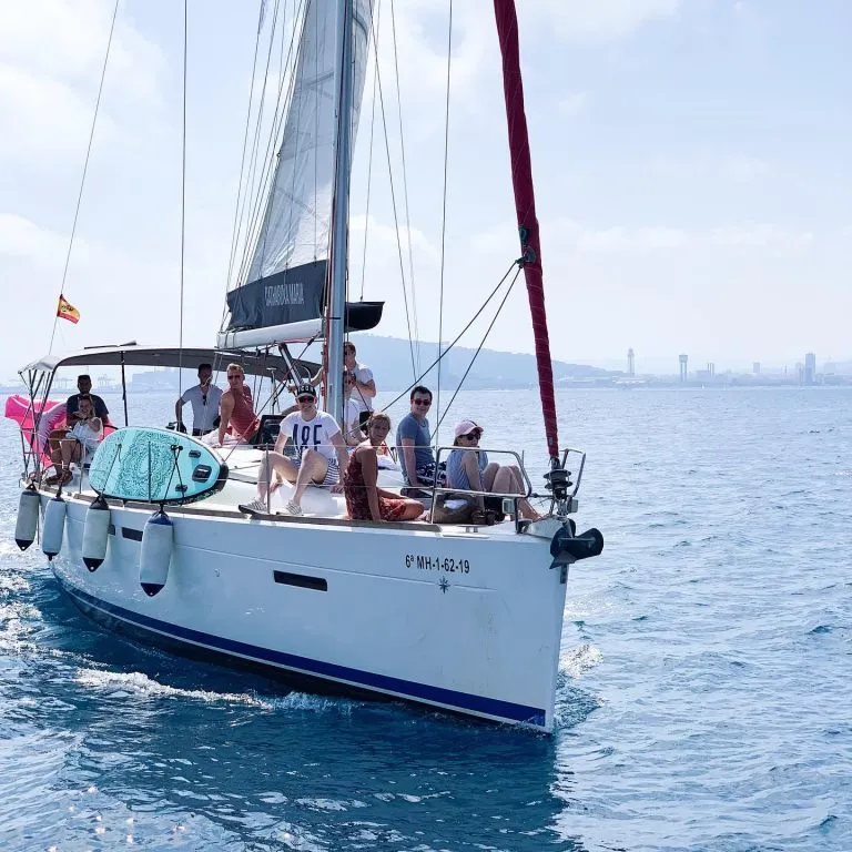 Private sailing tour